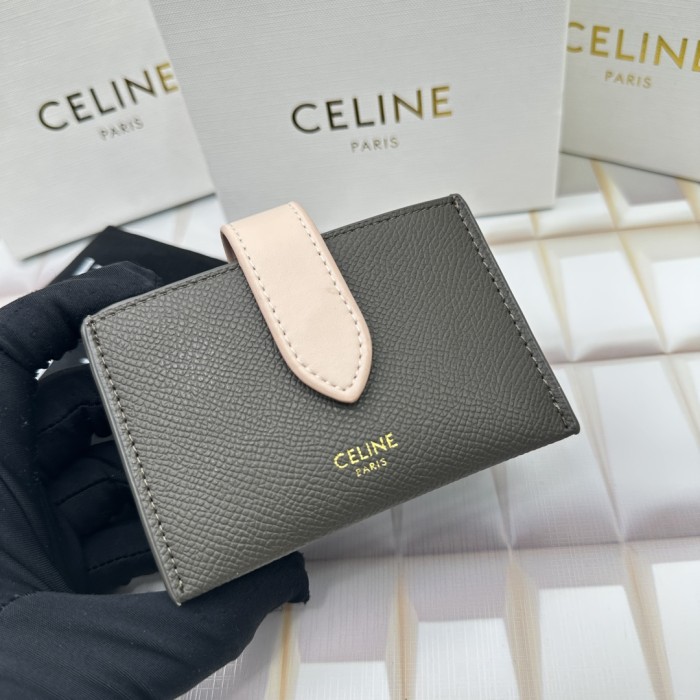 【話題商品！】Celineセリーヌ 偽物通販 短財布