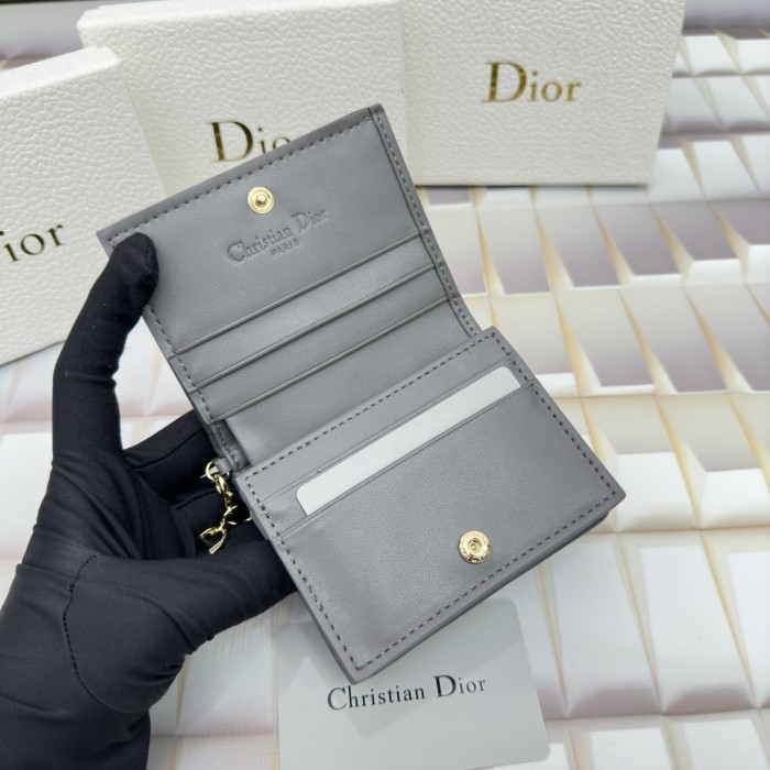 【話題商品！】Diorディオール スーパーコピー短財布
