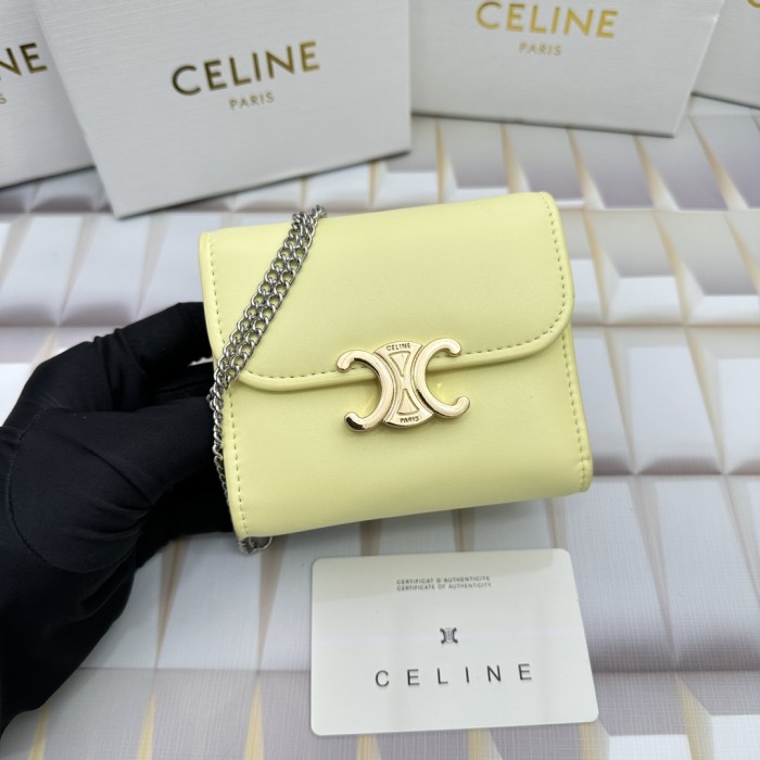 使い勝手良し Celineセリーヌ スーパーコピー 短財布