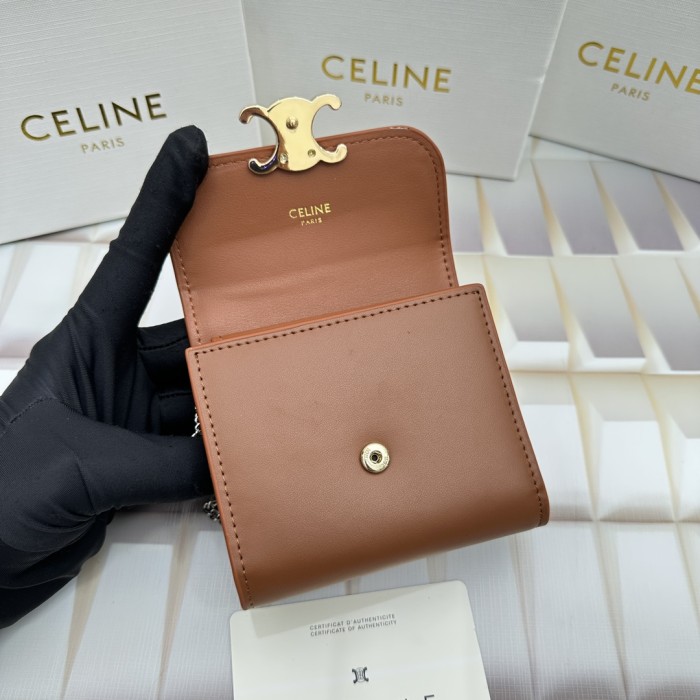 超話題! Celineセリーヌ 偽物通販 短財布
