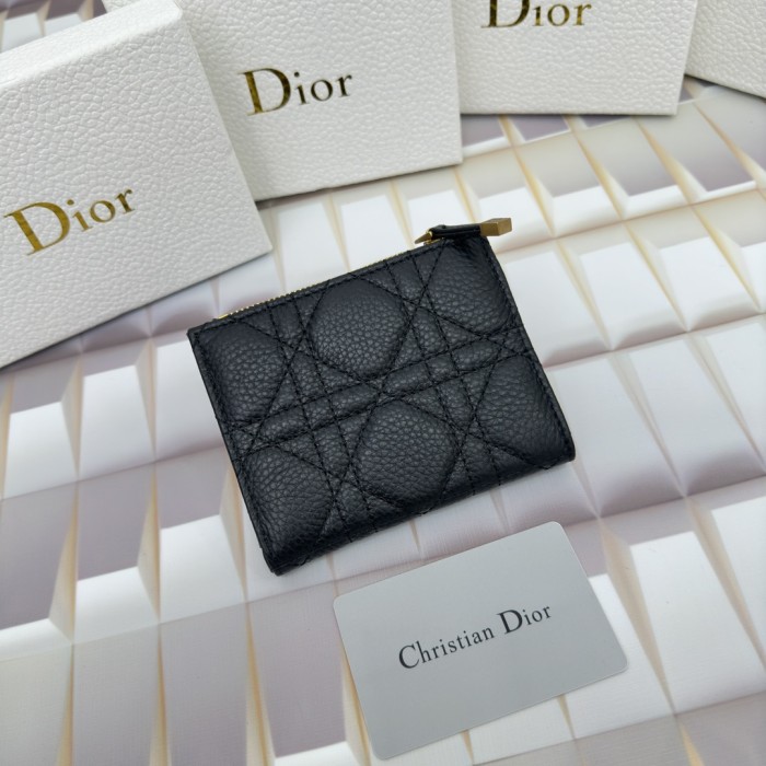 使い勝手良し Diorディオール コピーおすすめ 短財布
