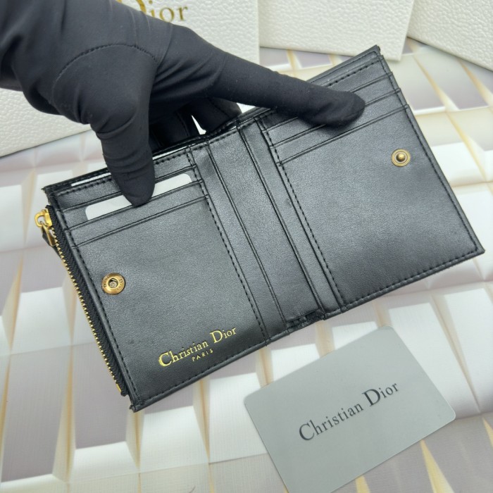 超奇跡の入荷☆ Diorディオール 激安偽物 短財布