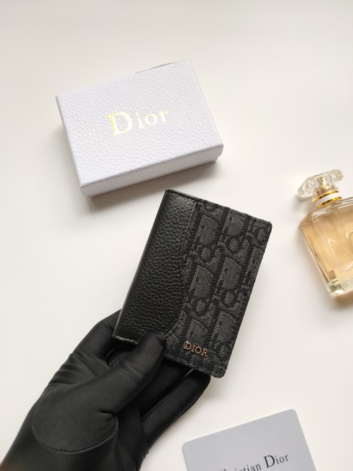 一目惚れ♪ Diorディオール n級品 短財布