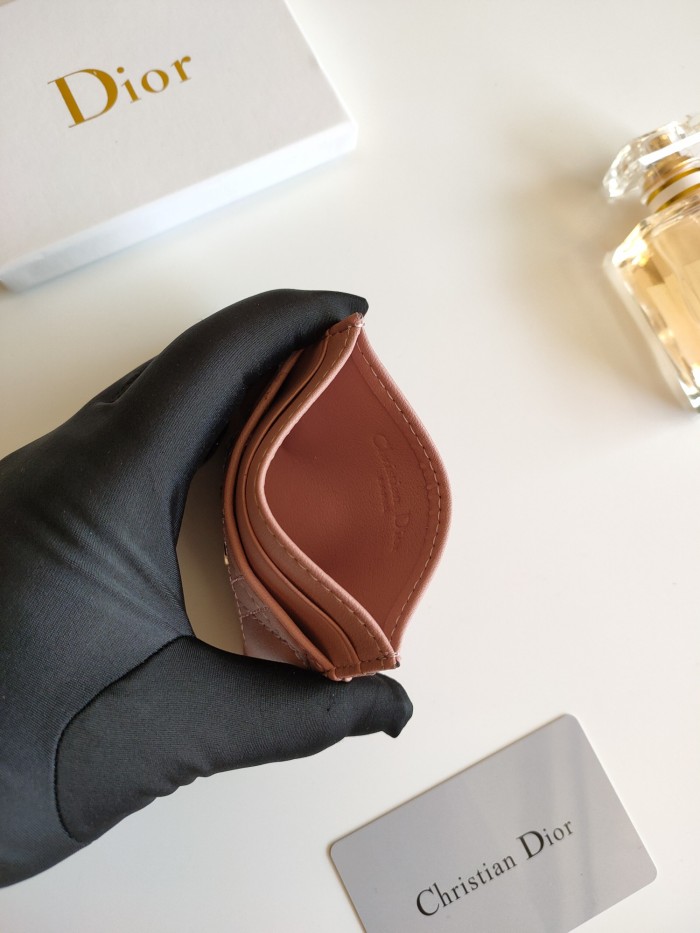 稀少 Diorディオール 偽物通販 短財布