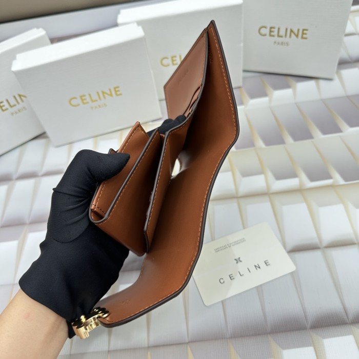 追跡付 Celineセリーヌ 偽物通販 短財布
