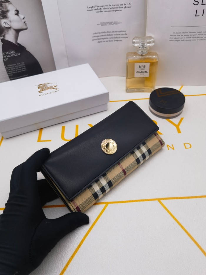 超奇跡の入荷☆ Burberryバーバリーィコピー 長財布