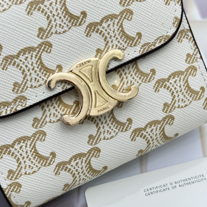 追跡付 Celineセリーヌ 偽物通販 短財布
