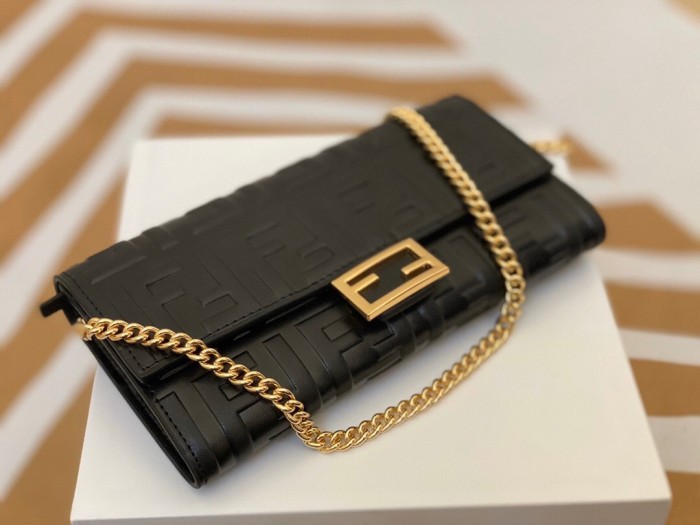 【限定】Fendiフェンディn級品 長財布