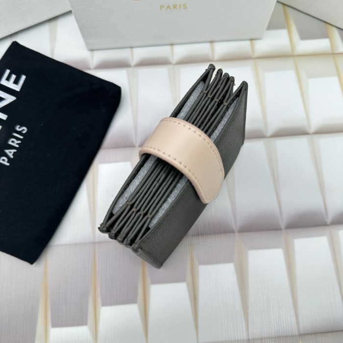 【話題商品！】Celineセリーヌ 偽物通販 短財布