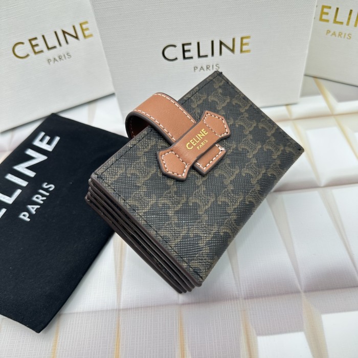 日本未入荷 Celineセリーヌ コピーおすすめ 短財布