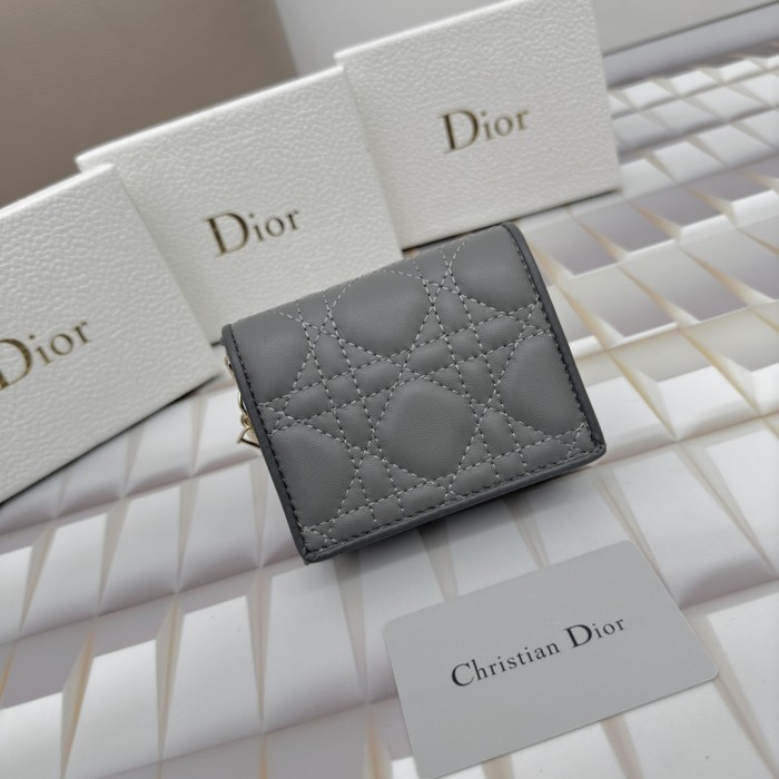 【話題商品！】Diorディオール スーパーコピー短財布