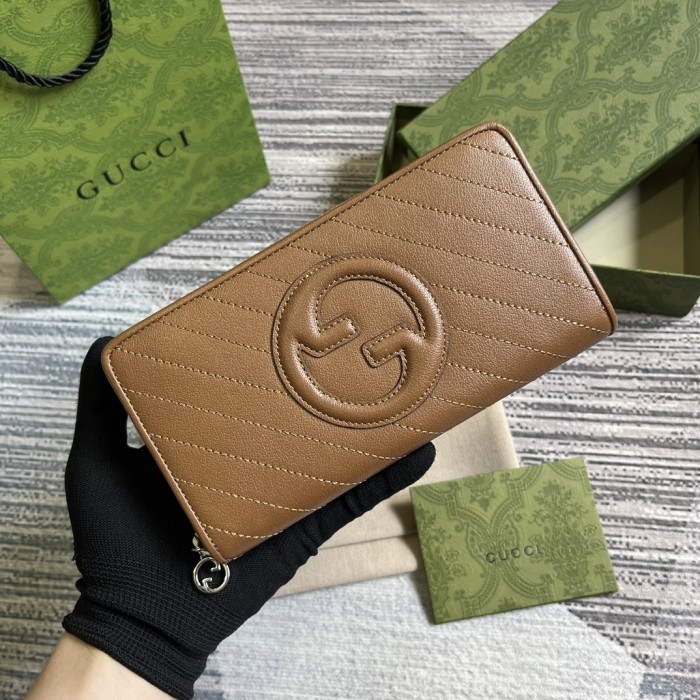 一目惚れ♪ Gucciグッチ n級品 財布