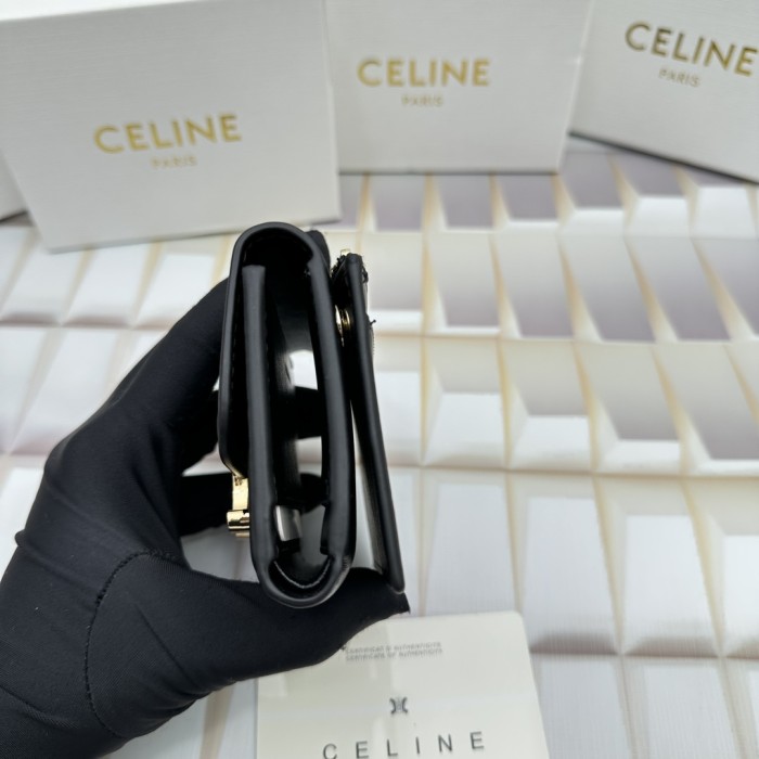 日本未入荷 Celineセリーヌ コピーおすすめ 短財布