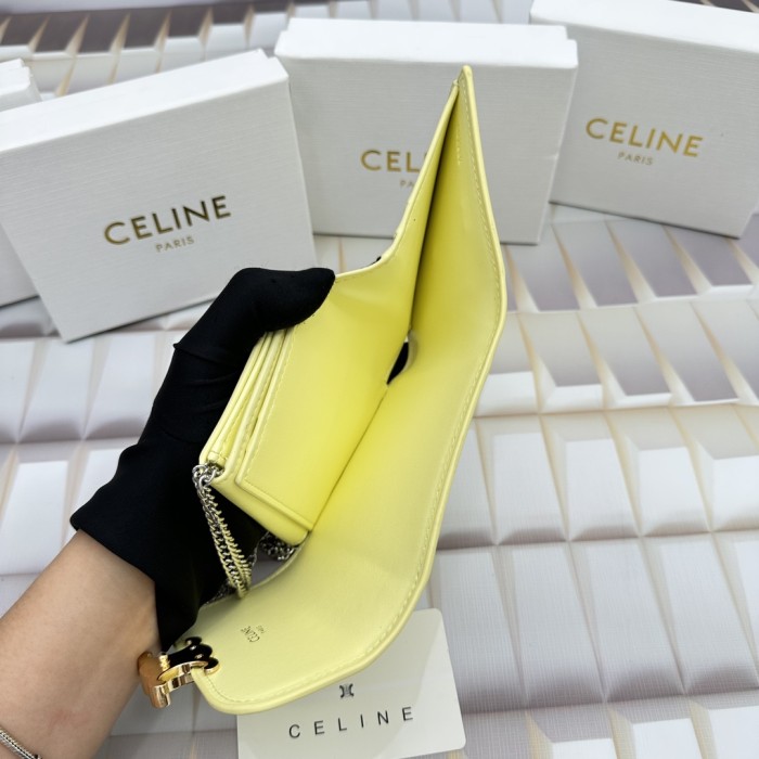 使い勝手良し Celineセリーヌ スーパーコピー 短財布