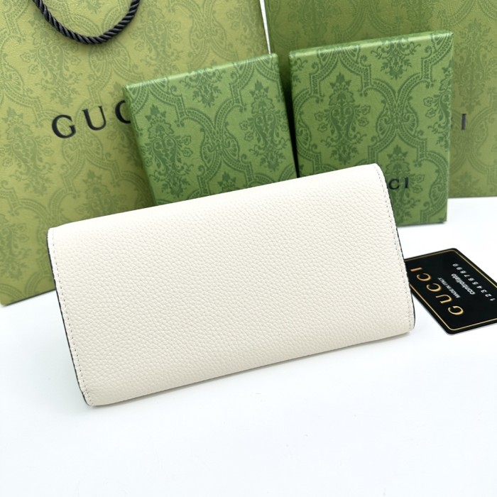 日本未入荷 Gucciグッチ 激安偽物 財布