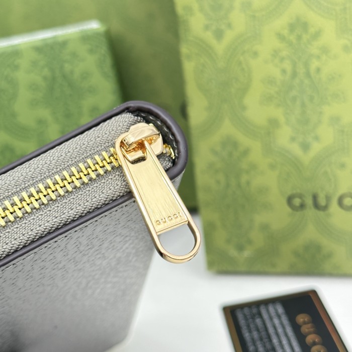 一目惚れ♪ Gucciグッチ n級品 財布
