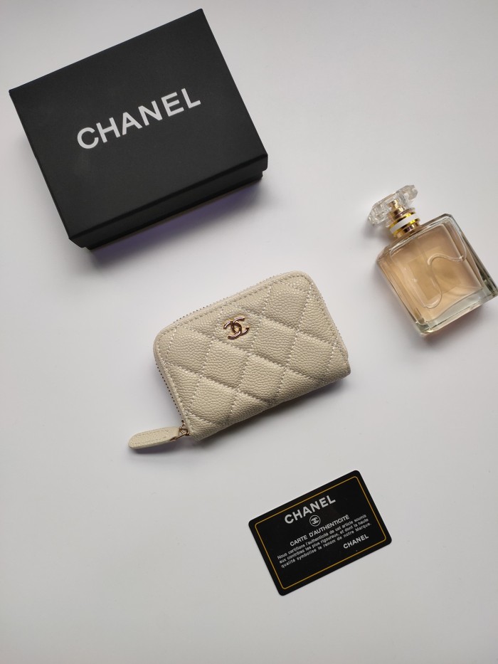 超奇跡の入荷☆ Chanel シャネル 激安偽物 短財布