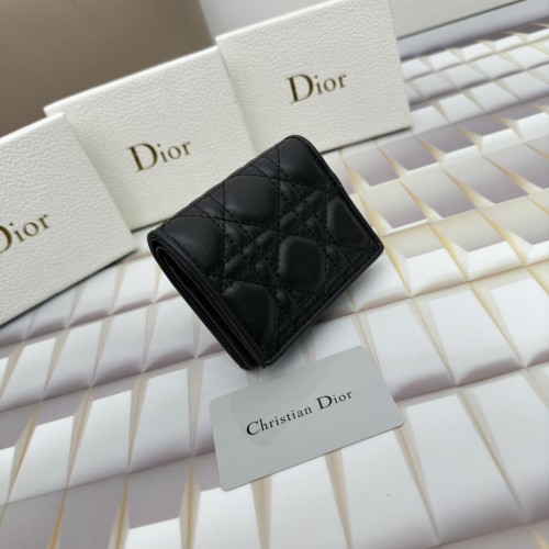 日本未入荷 Diorディオール コピー 短財布