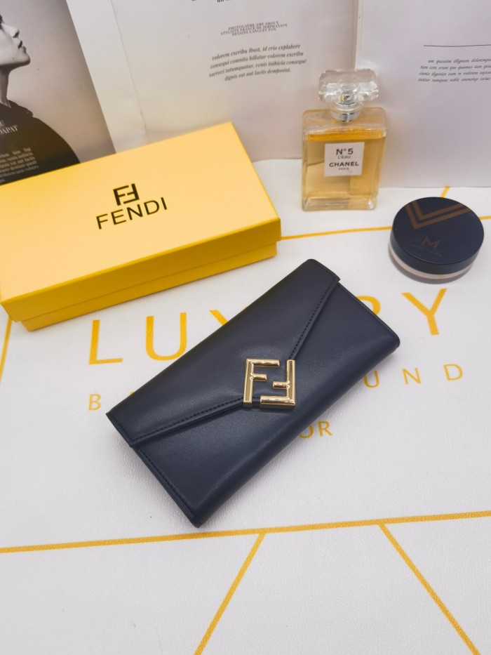 大人気 Fendiフェンディコピー 長財布