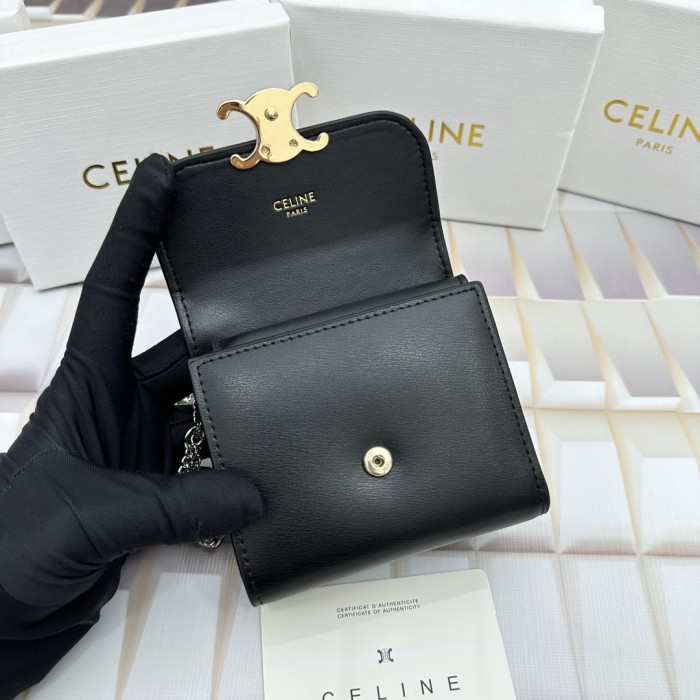 一目惚れ♪ Celineセリーヌ 激安偽物 短財布