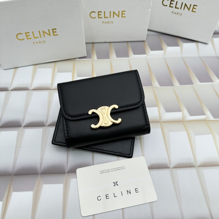 日本未入荷 Celineセリーヌ コピーおすすめ 短財布