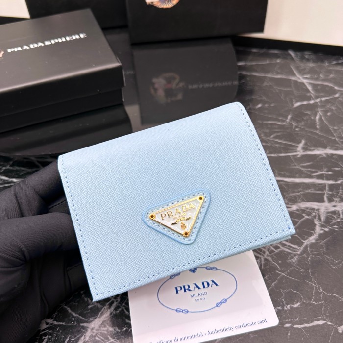 入手困難 Pradaプラダ コピー 短財布