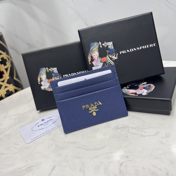 入手困難 Pradaプラダ n級品 短財布