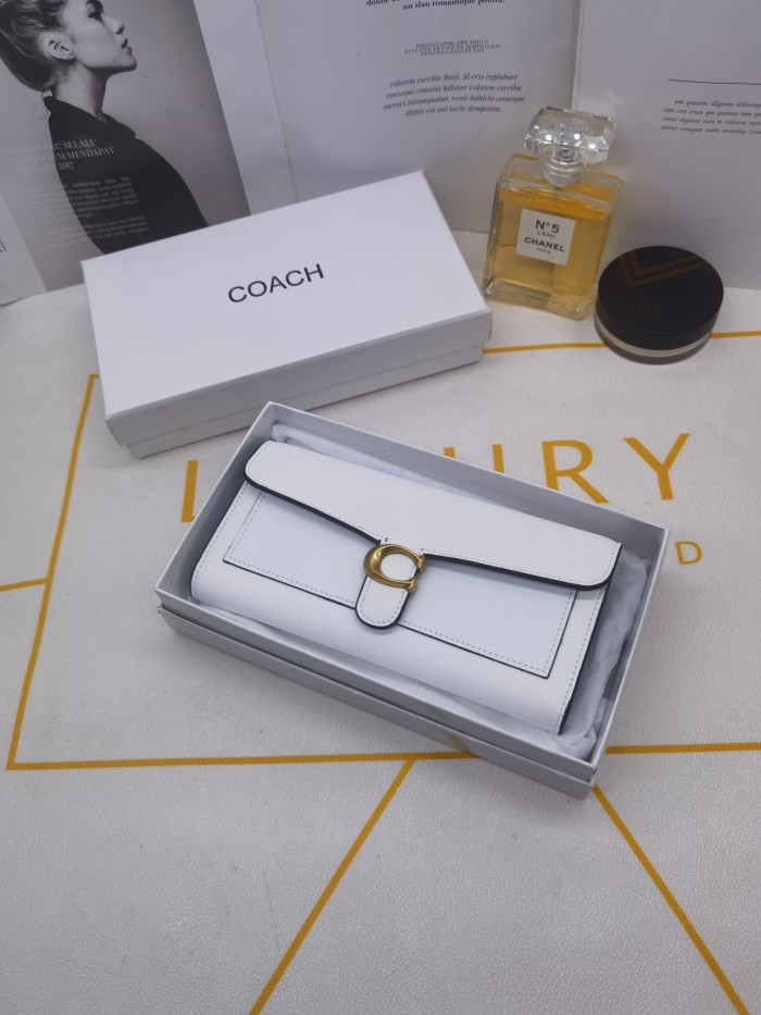高品質 Coachコーチコピーおすすめ 長財布