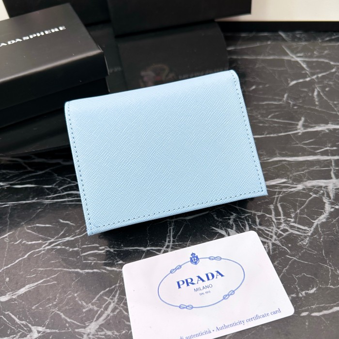 入手困難 Pradaプラダ コピー 短財布