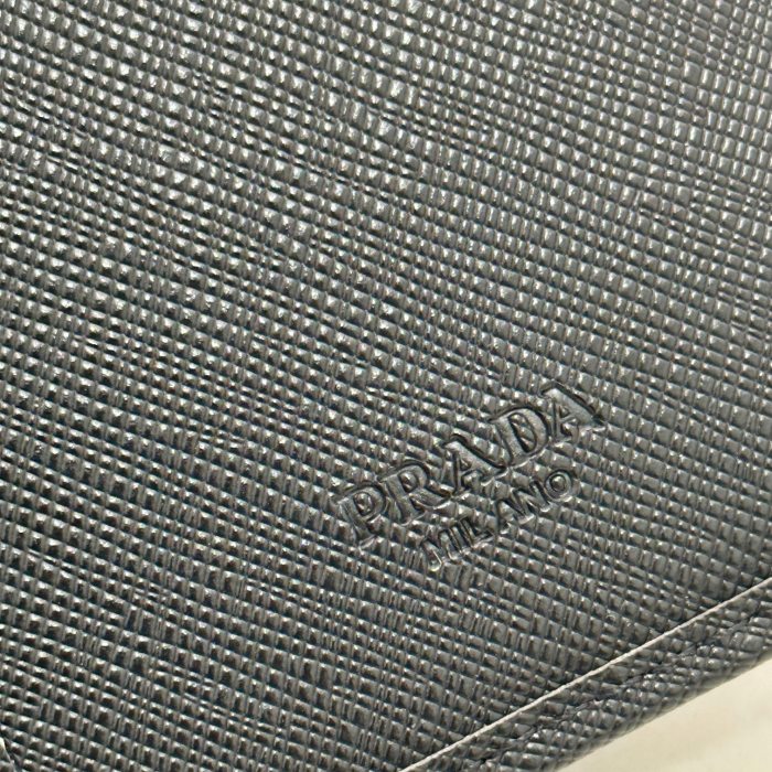 超奇跡の入荷☆ Pradaプラダ n級品 長財布