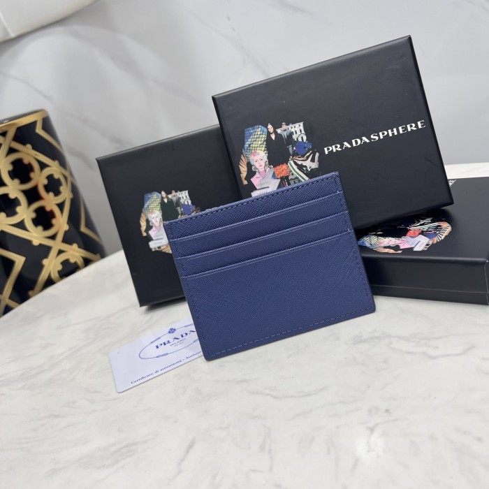 入手困難 Pradaプラダ n級品 短財布