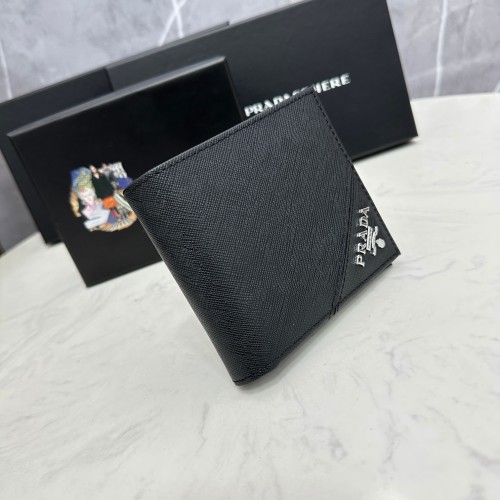【話題商品！】Pradaプラダ 激安通販 短財布