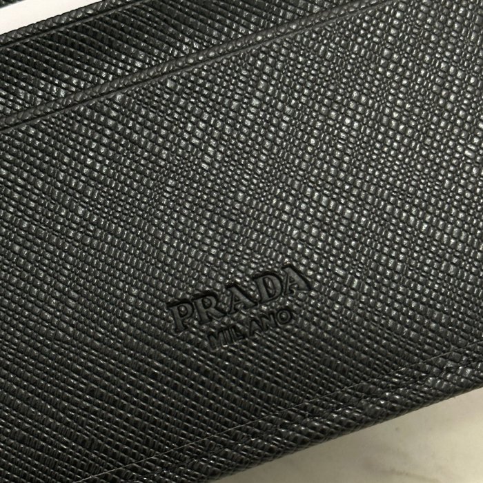 新作 Pradaプラダ スーパーコピー 短財布