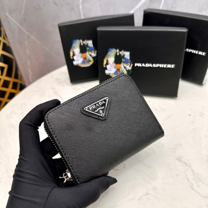 【話題商品！】Pradaプラダ スーパーコピー 短財布