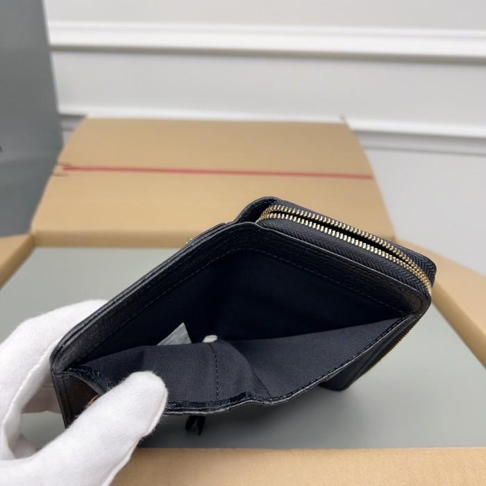 ★超人気 Balenciaga バレンシアガ 激安偽物 短財布