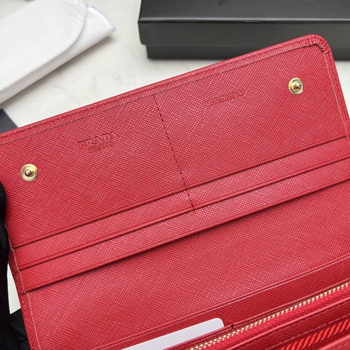 超話題! Pradaプラダ n級品 長財布