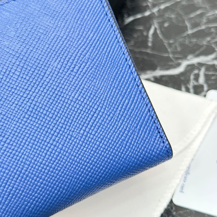 追跡付 Pradaプラダ スーパーコピー 長財布