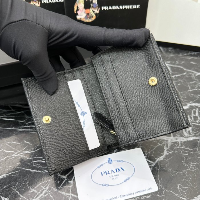 高品質 Pradaプラダ n級品 短財布