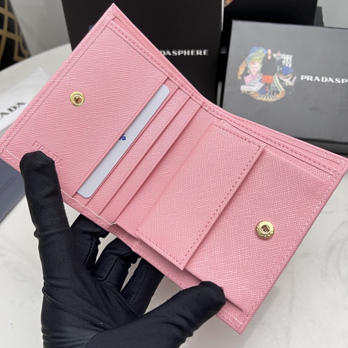 入手困難 Pradaプラダ スーパーコピー 短財布