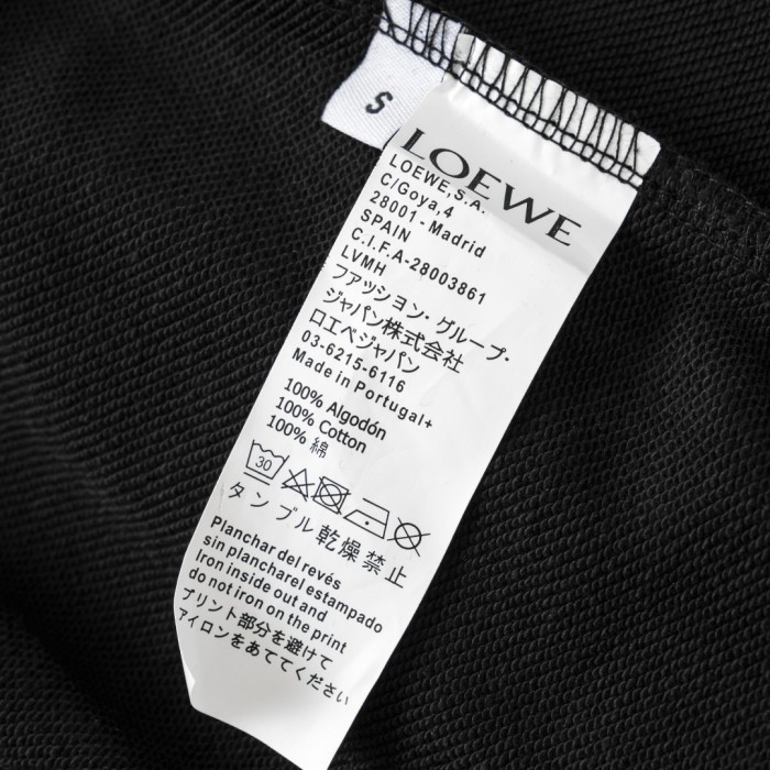日本未入荷 ロエベ 偽物通販 クラシック炎のポケットパッチワークデザイン刺繍柄ラウンドネックの衛衣