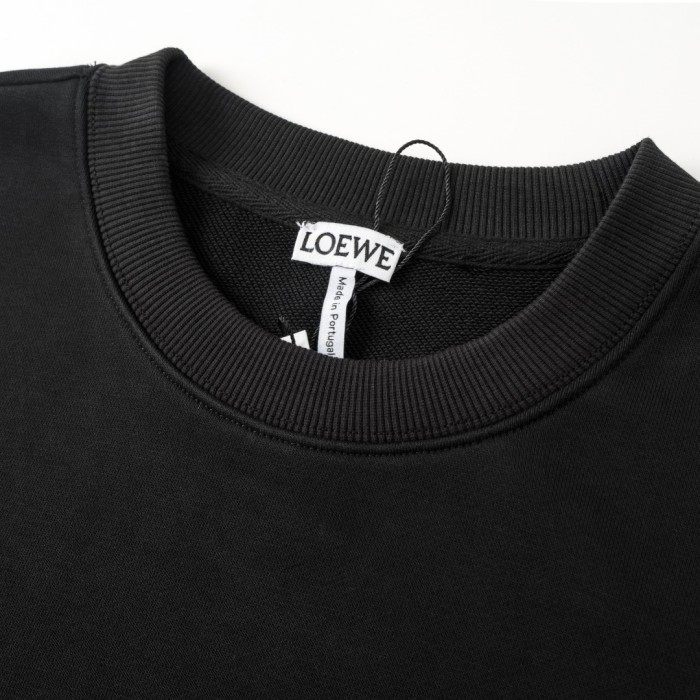 日本未入荷 ロエベ 偽物通販 クラシック炎のポケットパッチワークデザイン刺繍柄ラウンドネックの衛衣