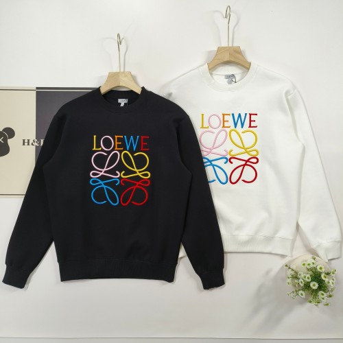 累積売上総額第１位！ ロエベ コピーおすすめ 新型龍紋刺繍ロゴカジュアル丸首パーカー2色
