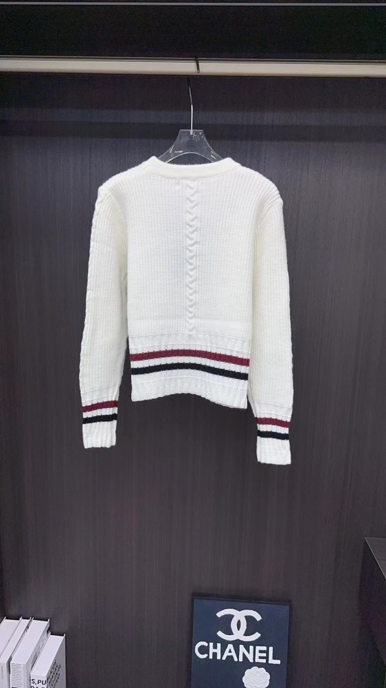 日本未入荷 プラダ コピー アルファベットジャカードニットセーター