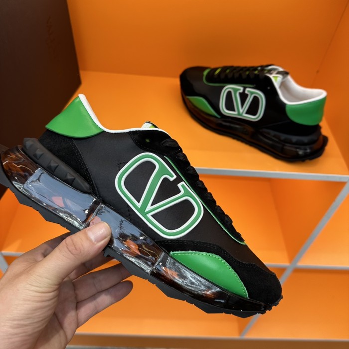 ★超人気 ヴァレンティノ激安偽物 ファッションカジュアルスポーツモデル
