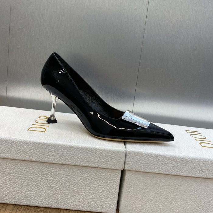 超奇跡の入荷☆ ディオール 激安通販 ファッションショーの高定La Parisienneシリーズの異形ヒールの尖った女単靴