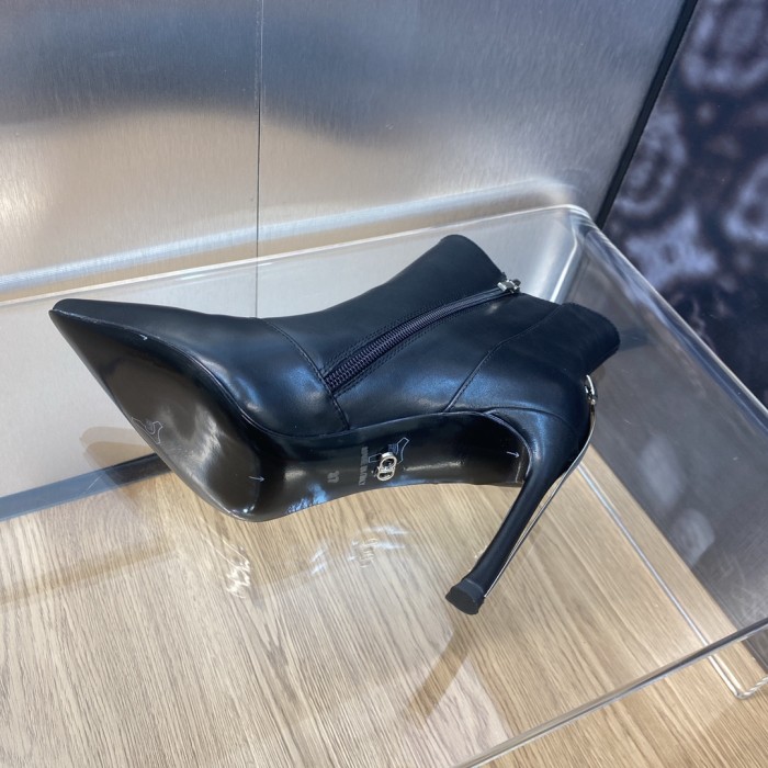 超話題! ディオール コピーお すすめ秋冬最新新作オーラルマーティン女性用ショートブーツ