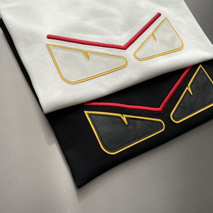 【限定】フェンディ コピー 2024春先の新定番悪魔の目男女同純綿丸首半袖Tシャツ2色