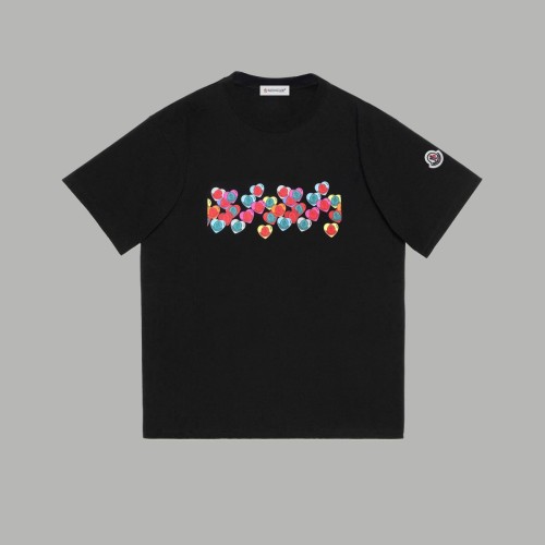 超奇跡の入荷☆ モンクレール コピーおすすめ 春夏2024 SSぶつかり色ハートパッチワーク刺繍スモールロゴ半袖Tシャツ