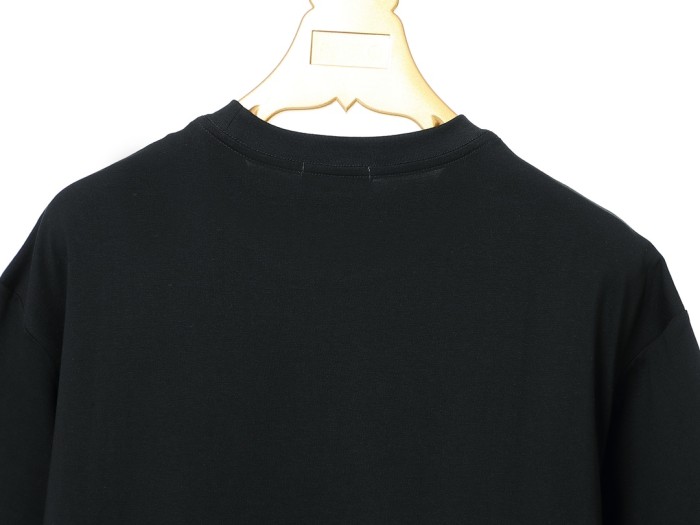 新作 フェンディ コピーおすすめ 半袖Tシャツ
