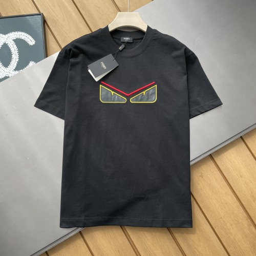 【限定】フェンディ コピー 2024春先の新定番悪魔の目男女同純綿丸首半袖Tシャツ2色
